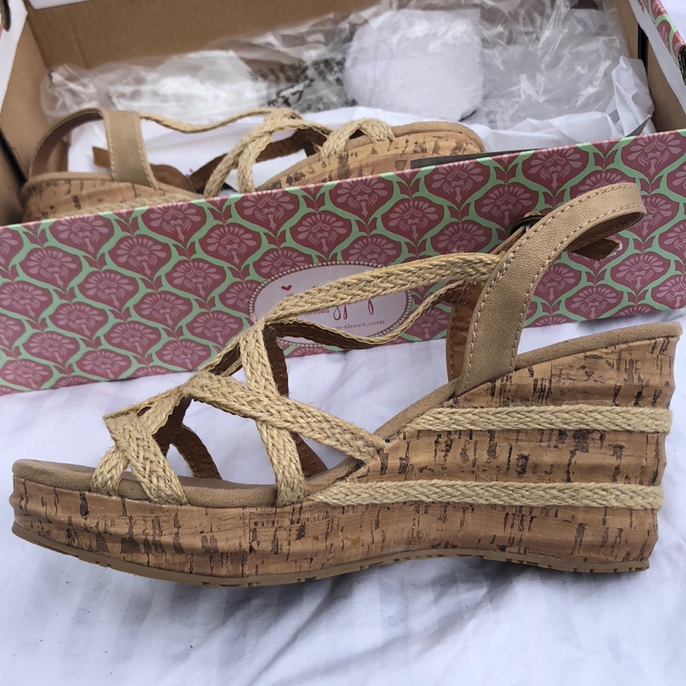 Jelly pop shoes wedges